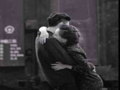 GAy老男人Gay宾馆呻吟:同性老年男子入住同性主题宾馆,深夜传唤声-1