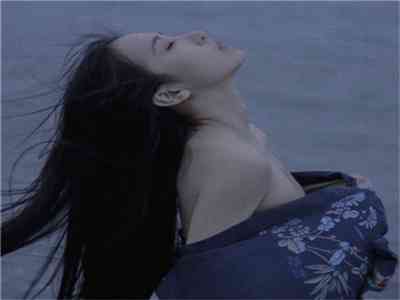 伦理湖南丰满少妇:湖南少妇走红,挑战传统审美极限-2