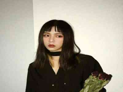 男生机机捅女生：男生冲动伤害女生身体