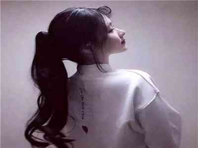 日本妞大战黑鬼吊：日韩少女争锋黑暗力量