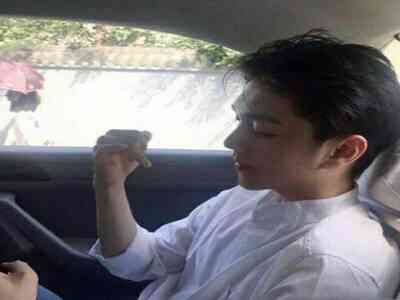 葵千惠喷水系激烈1553：喷水对战新潮流，趣味游戏引热议