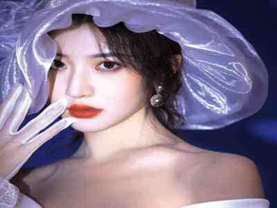 美女脱光光APP:颠覆传统娱乐,互动新体验来袭-1