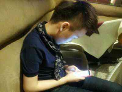 亚洲AV一卡二卡:亚洲成人影视,一卡二卡尽享精彩-2