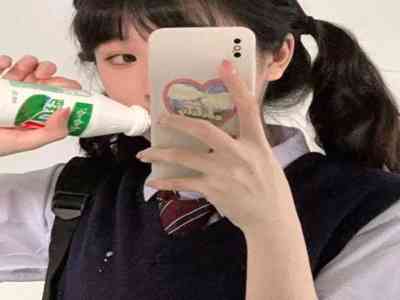 看美女脱衣服App：娱乐App引争议，道德边界成焦点-1