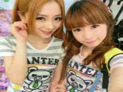 被全班同学绑着玩jiji:校园游戏新风尚,全班绑树玩jiji趣味多-1