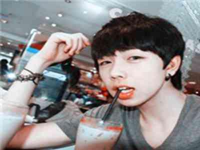 黄软件oppo：全面屏新机发布，性能拍照创新升级-1