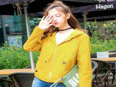 麻豆日记：揭秘时尚达人穿搭秘籍，潮流趋势抢先看